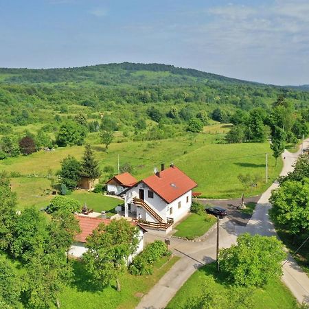 Guest House Family Dukic Rakovica Exterior foto