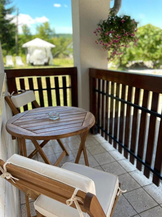 Guest House Family Dukic Rakovica Exterior foto