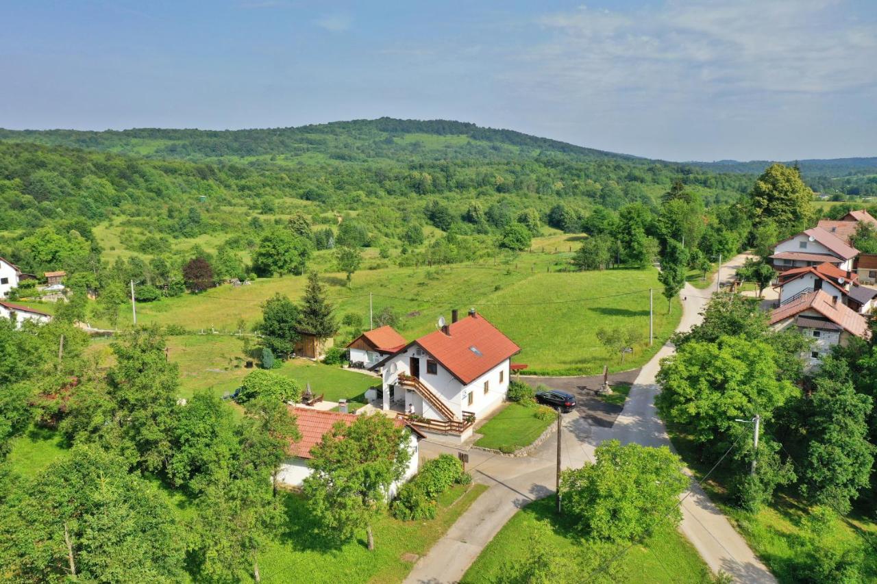 Guest House Family Dukic Rakovica Exterior foto